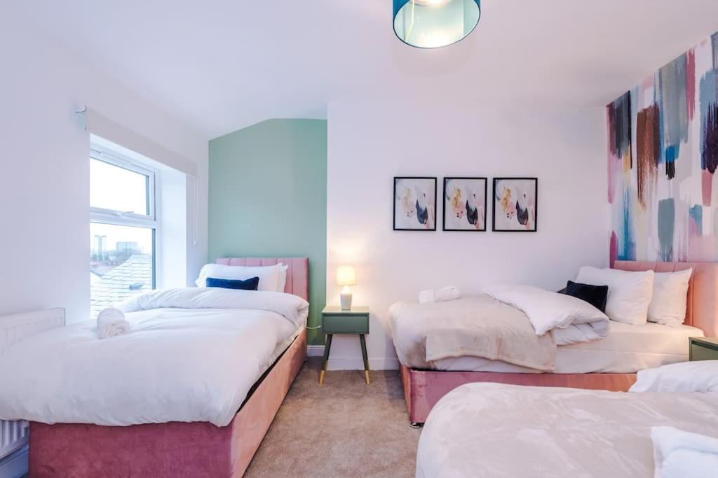 Villa 5 Bed Salford Sanctuary Retreat Manchester Esterno foto